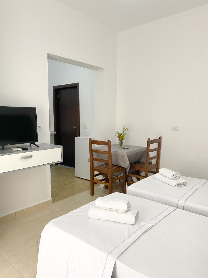Family Apartments Himara Exteriér fotografie