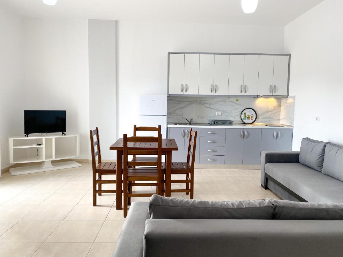 Family Apartments Himara Exteriér fotografie