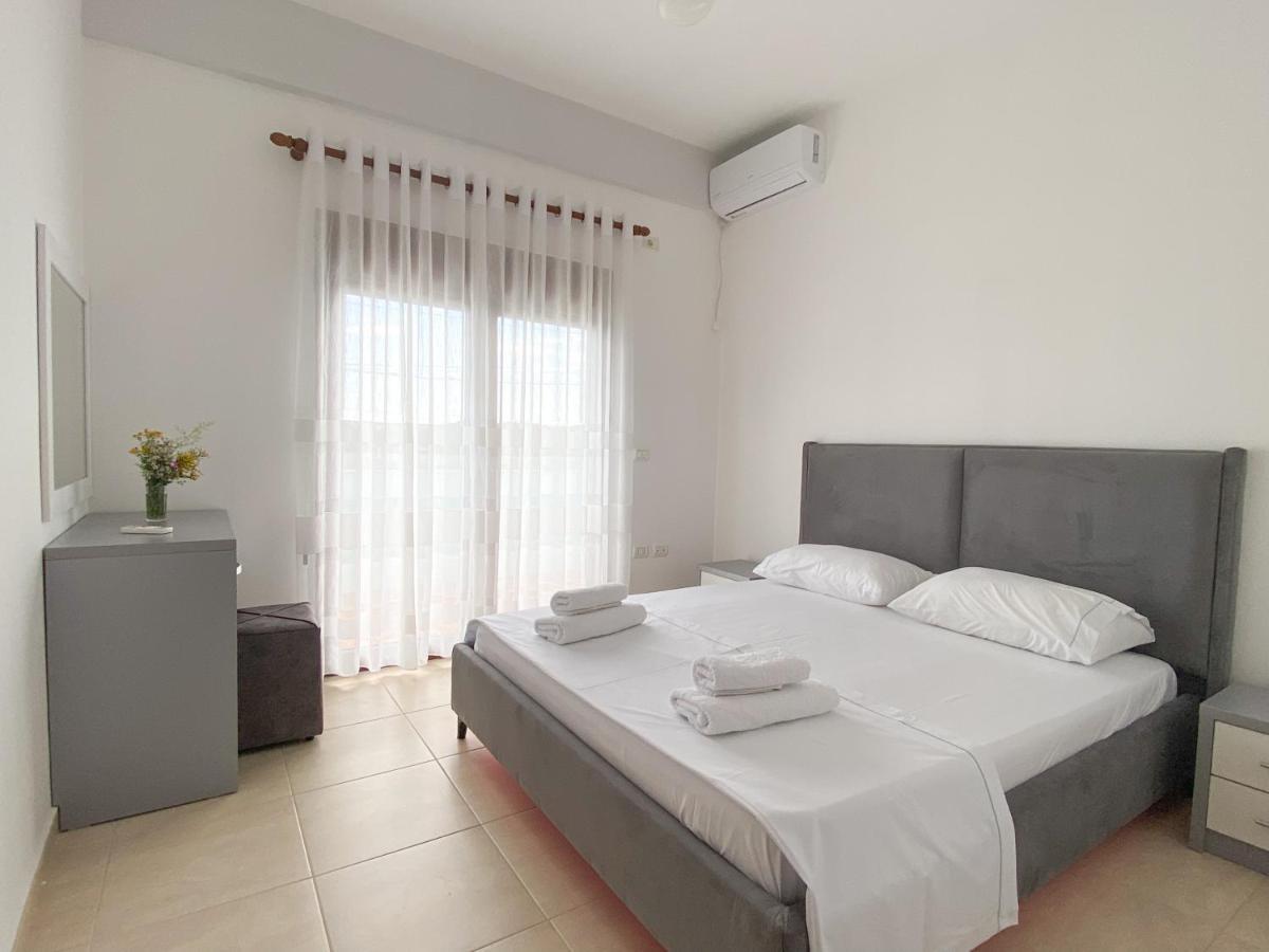 Family Apartments Himara Exteriér fotografie