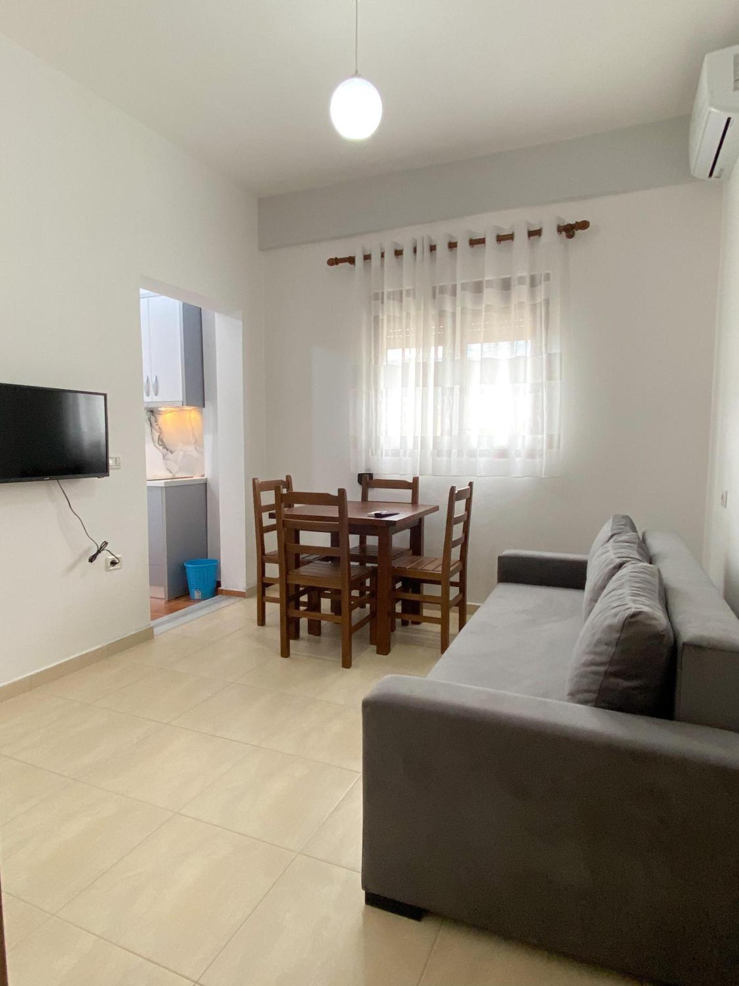 Family Apartments Himara Exteriér fotografie